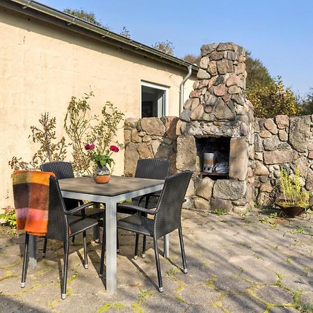 Logi I Hus Med Kunst Og Have Bed & Breakfast Vestervig Luaran gambar