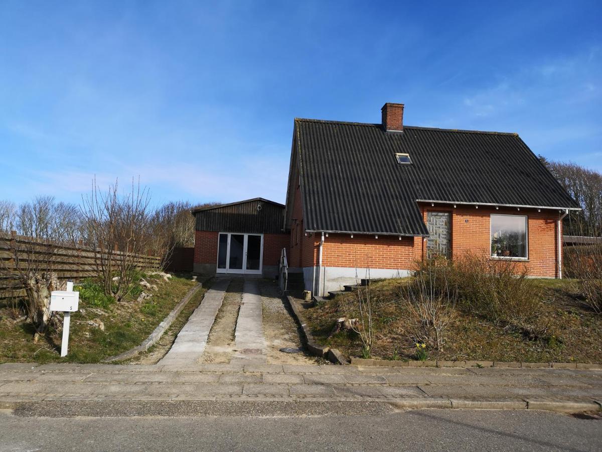 Logi I Hus Med Kunst Og Have Bed & Breakfast Vestervig Luaran gambar